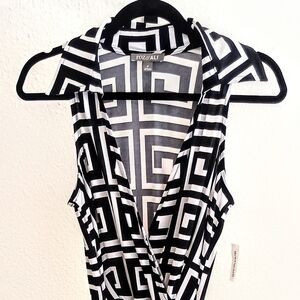 New With Tags Summer Geometric Print Maxi Dress